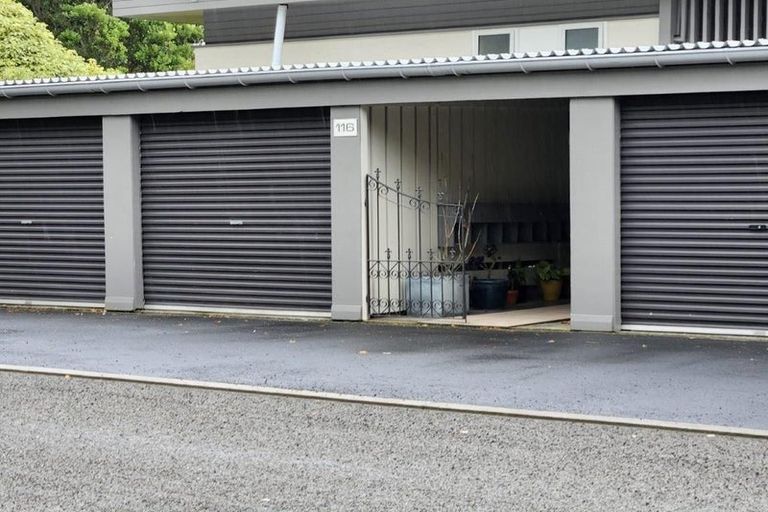 Photo of property in 116f8 Mairangi Road, Wilton, Wellington, 6012