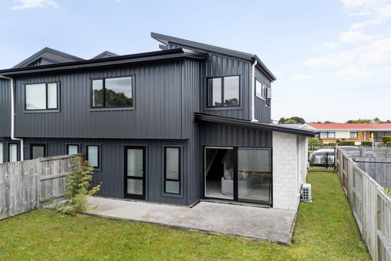 Photo of property in 1/1 Splitt Avenue, Glenview, Hamilton, 3206
