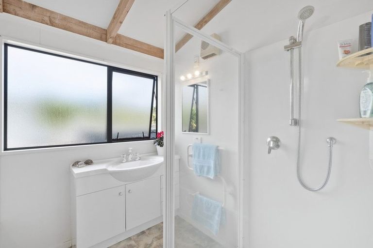 Photo of property in 94a /2 Coronation Road, Hillcrest, Auckland, 0627