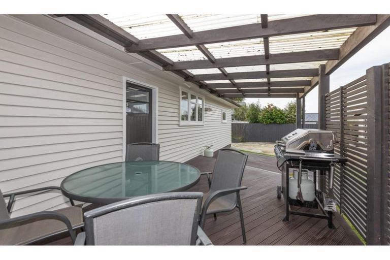 Photo of property in 220 Knowles Street, St Albans, Christchurch, 8052