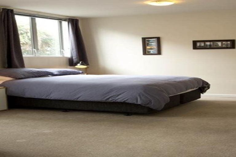 Photo of property in 25u4 Home Street, Mount Victoria, Wellington, 6011