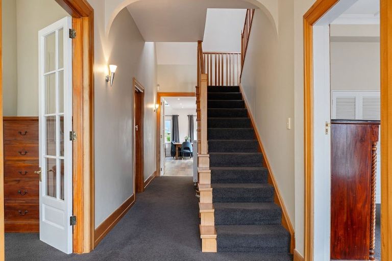 Photo of property in 210 Oriental Parade, Oriental Bay, Wellington, 6011