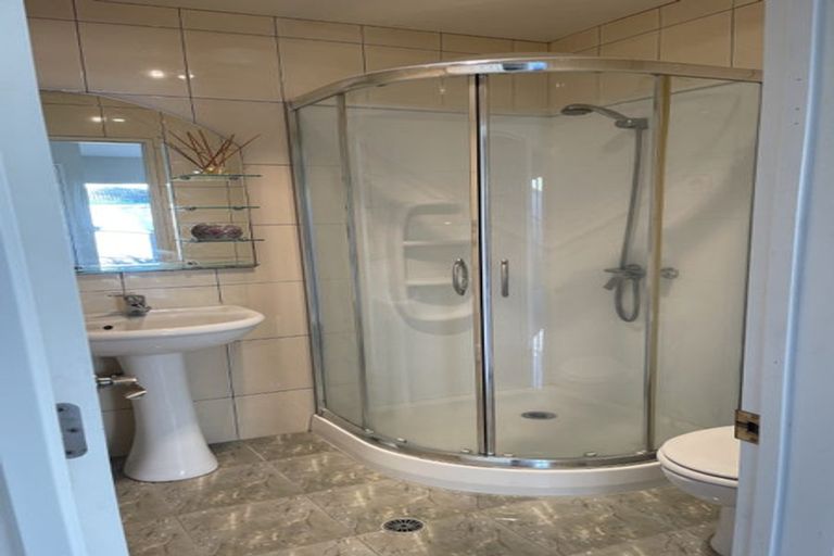 Photo of property in 5 Houhere Close, Albany, Auckland, 0632