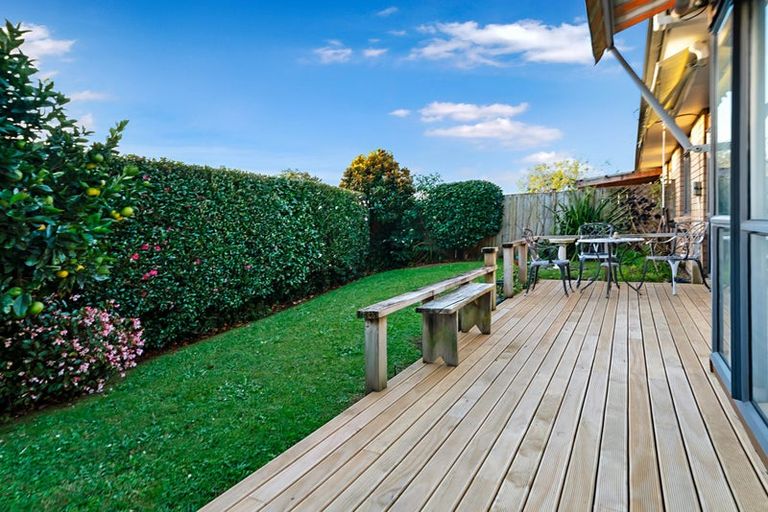 Photo of property in 10/56 Larnoch Road, Henderson, Auckland, 0610