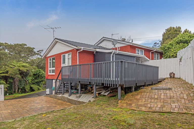 Photo of property in 38 Lanigan Street, Birkdale, Auckland, 0626