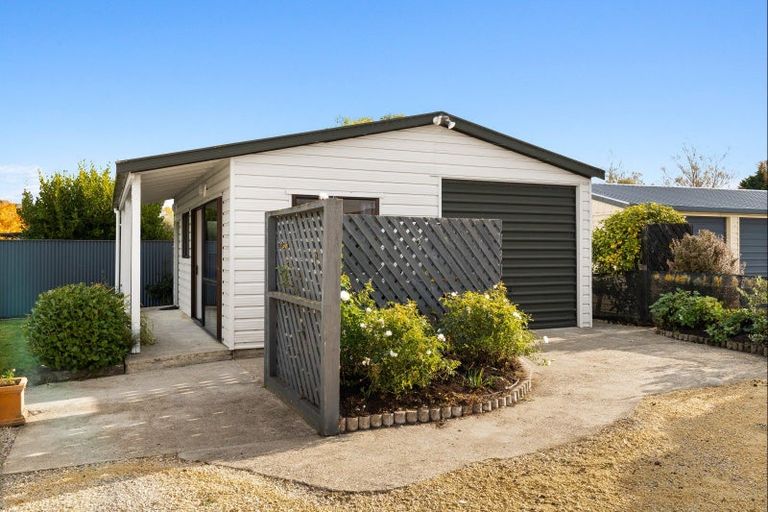 Photo of property in 77 Beach Street, Saint Clair, Dunedin, 9012