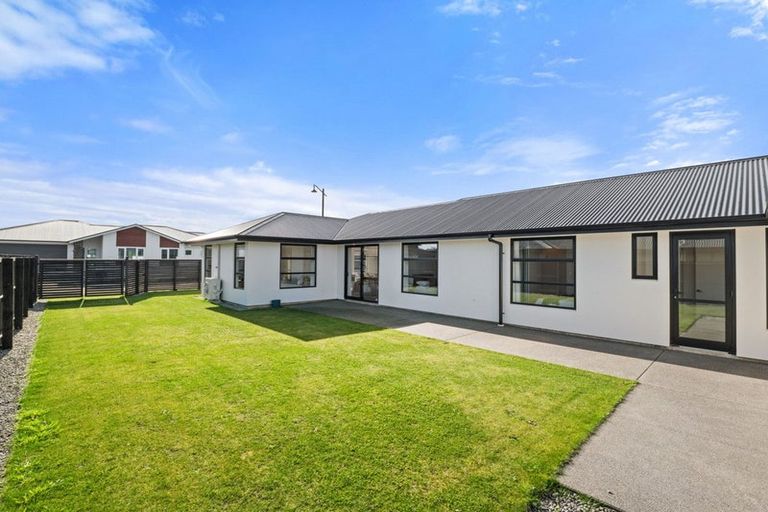 Photo of property in 8 Marvell Lane, Rolleston, 7614