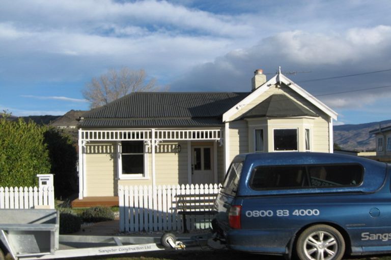 Photo of property in 36 Inniscort Street, Cromwell, 9310