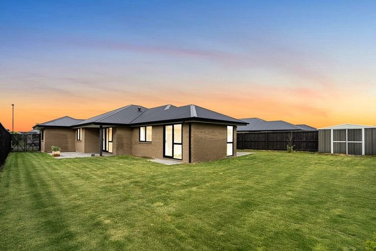 Photo of property in 8 Flock Street, Rolleston, 7615