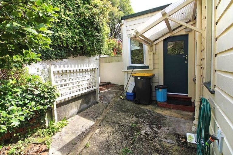 Photo of property in 28 Walton Street, Kaikorai, Dunedin, 9010