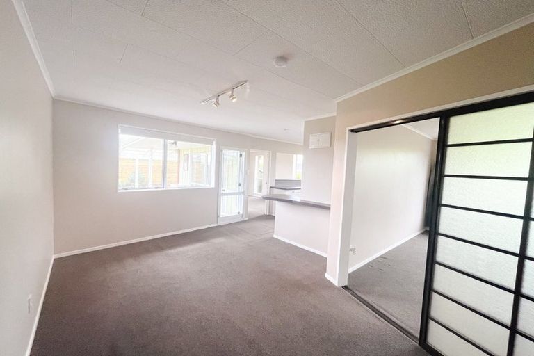 Photo of property in 1 Matai Street, Waikanae, 5036