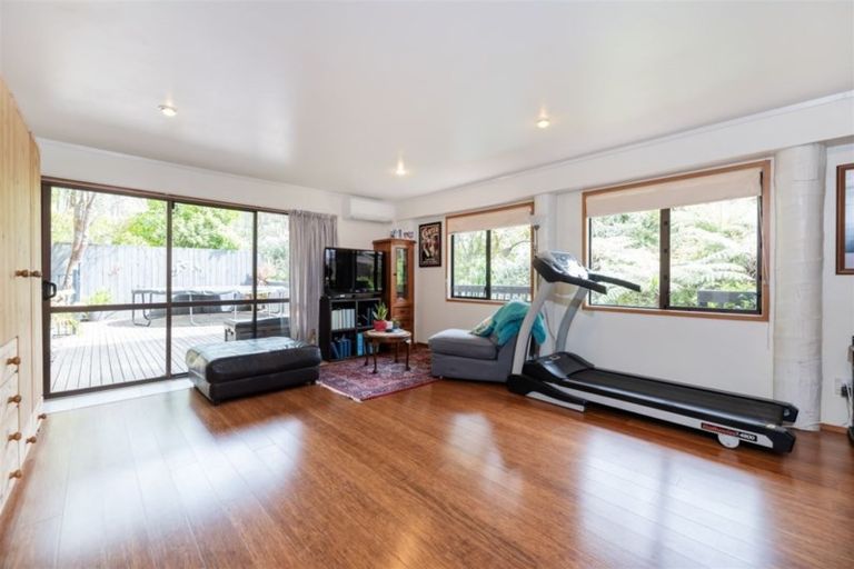 Photo of property in 227a Golf Road, Titirangi, Auckland, 0604