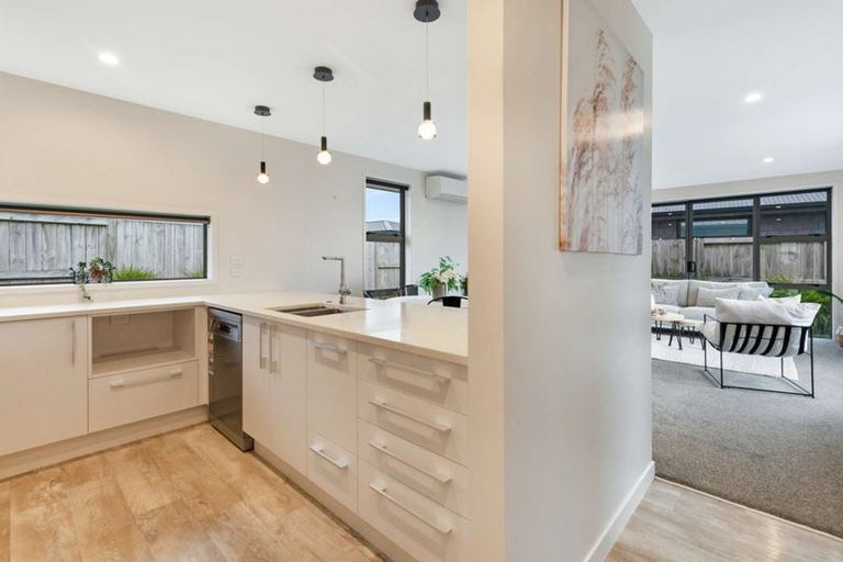 Photo of property in 29 Taioma Close, Papamoa, 3118