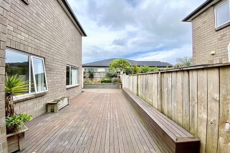Photo of property in 65 Kerrykeel Drive, Flat Bush, Auckland, 2019
