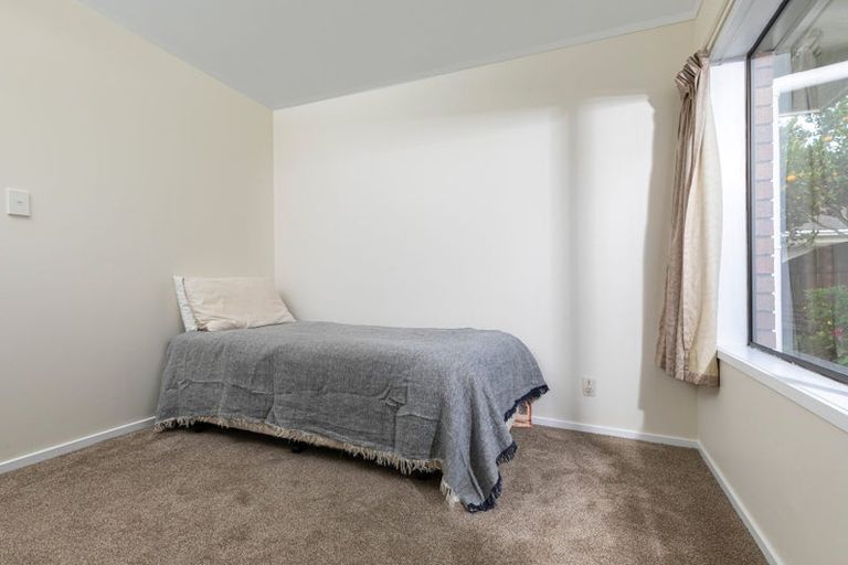 Photo of property in 4/66 Rathgar Road, Henderson, Auckland, 0610