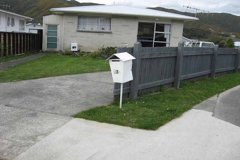 Photo of property in 15a Kendal Grove, Wainuiomata, Lower Hutt, 5014
