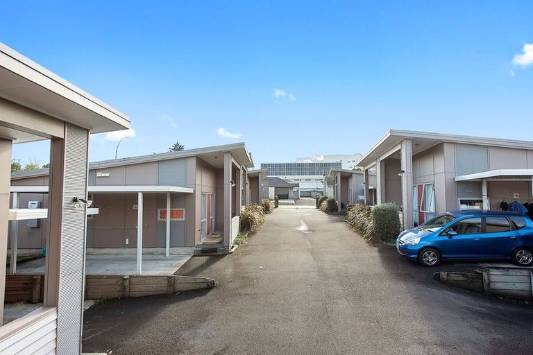 Photo of property in 18u5 Lorne Street, Melville, Hamilton, 3206