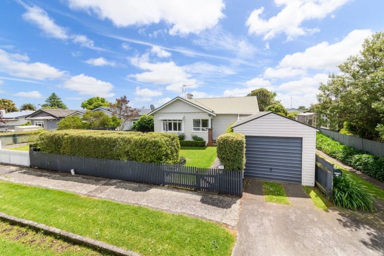 Photo of property in 9 Rongopai Street, Palmerston North, 4414