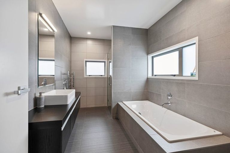 Photo of property in 16 Furniss Lane, Tauriko, Tauranga, 3110