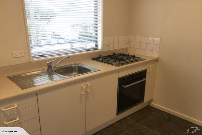 Photo of property in 2/2 Somerset Crescent, Spreydon, Christchurch, 8024