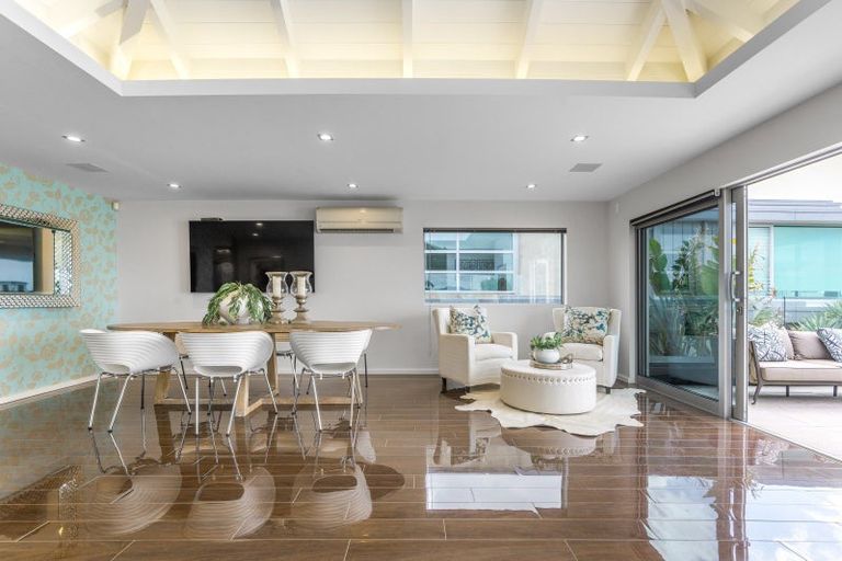 Photo of property in 34 Muritai Road, Milford, Auckland, 0620