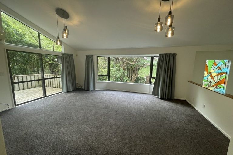 Photo of property in 44u6 Allington Road, Karori, Wellington, 6012