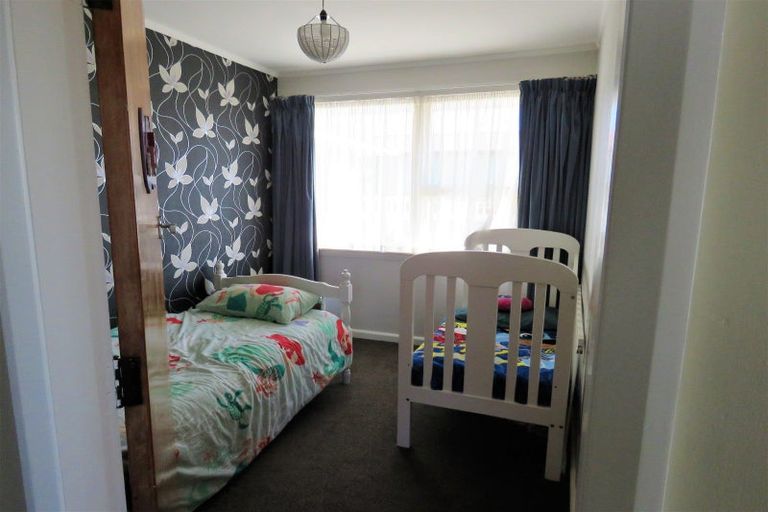 Photo of property in 50 Brougham Street, Westport, 7825