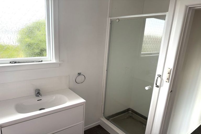 Photo of property in 320a Avonhead Road, Avonhead, Christchurch, 8042