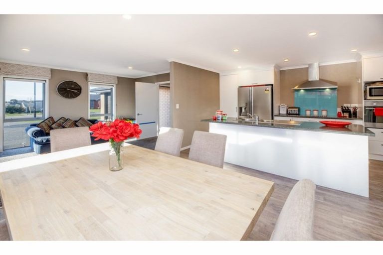 Photo of property in 15 Lignite Drive, Rolleston, 7614