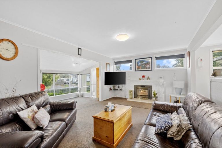 Photo of property in 25 Alastair Avenue, Owhata, Rotorua, 3010