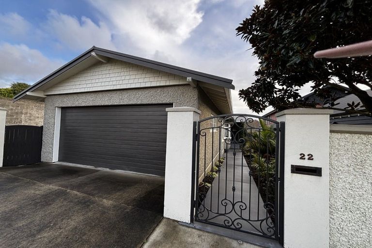 Photo of property in 22 Chilman Street, Strandon, New Plymouth, 4312