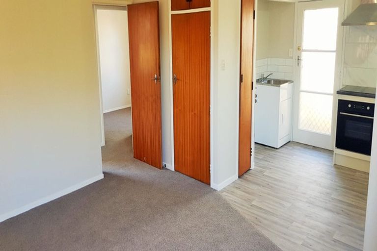 Photo of property in 2/12 Ingram Street, Papakura, 2110