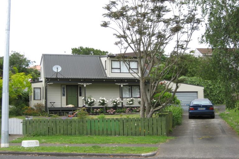 Photo of property in 39 Reynolds Road, Pukekohe, 2120