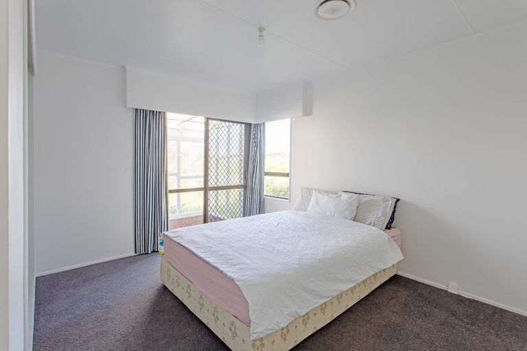 Photo of property in 9 Blake Street, Porangahau, 4291