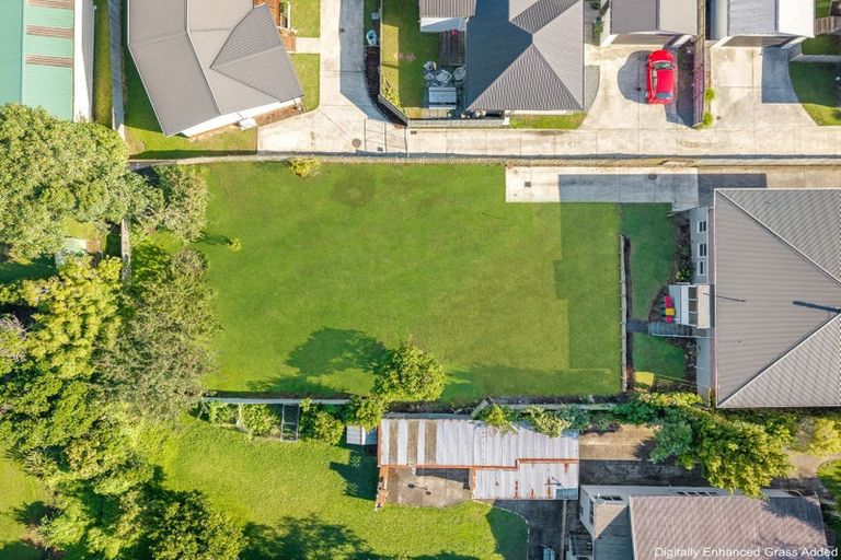 Photo of property in 12b Racecourse Road, Waiuku, 2123