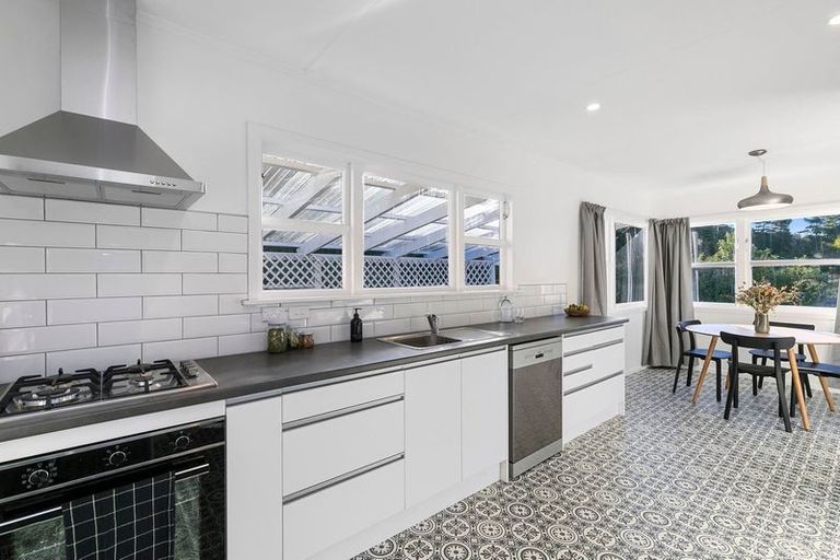 Photo of property in 22-24 Bledisloe Crescent, Wainuiomata, Lower Hutt, 5014