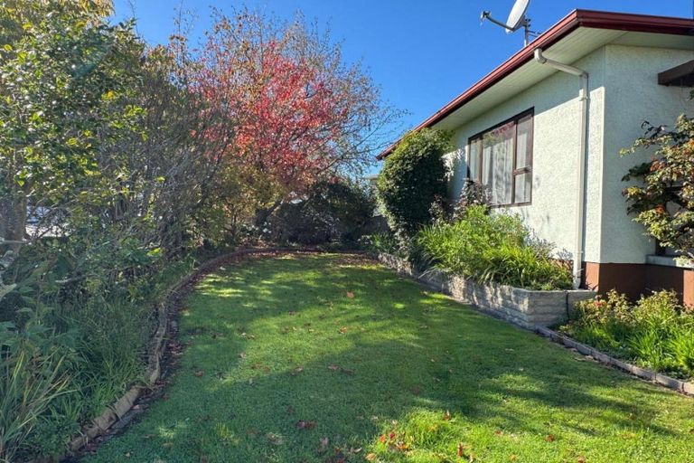 Photo of property in 48 Te Mata Road, Havelock North, 4130