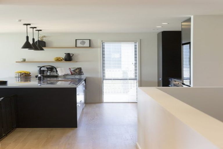 Photo of property in 50 Kings Drive, Wanaka, 9305