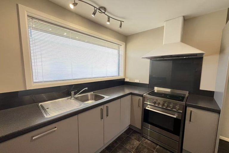 Photo of property in 74 Farrington Avenue, Bishopdale, Christchurch, 8053