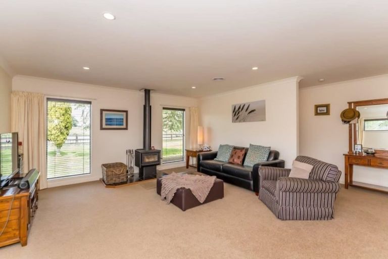Photo of property in 1085 Queen Street East, Levin, 5571
