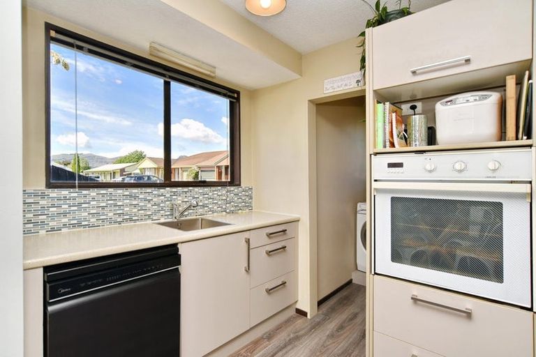 Photo of property in 2/3 Flaxwood Lane, Waltham, Christchurch, 8023