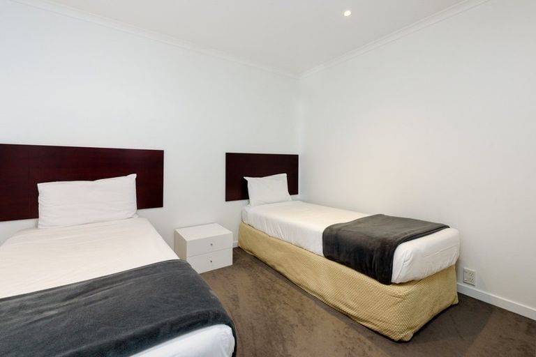 Photo of property in 207/136 Marine Parade, Mount Maunganui, 3116
