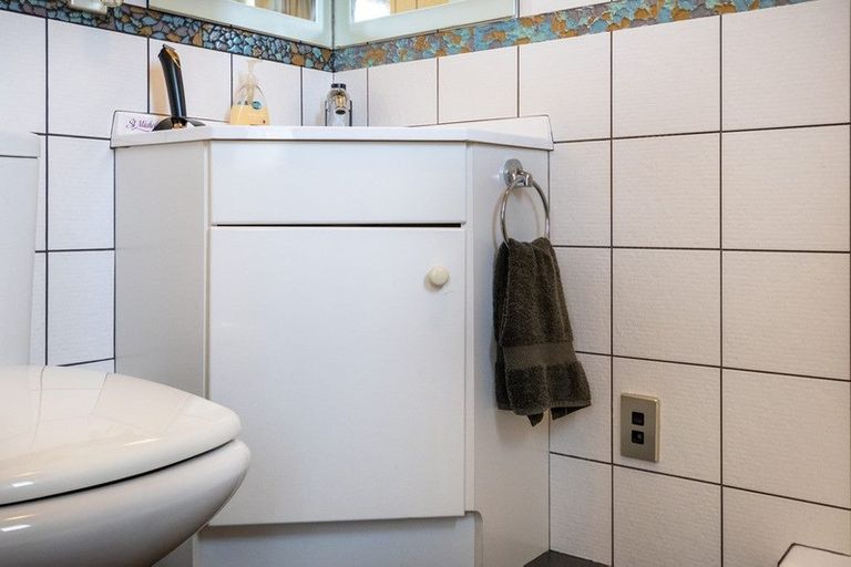 Photo of property in 29 Jubaea Place, Henderson, Auckland, 0610