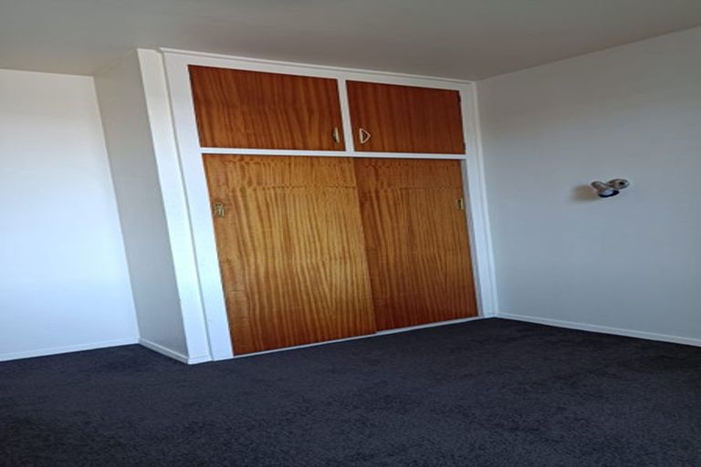 Photo of property in 2/22 Clare Road, St Albans, Christchurch, 8014