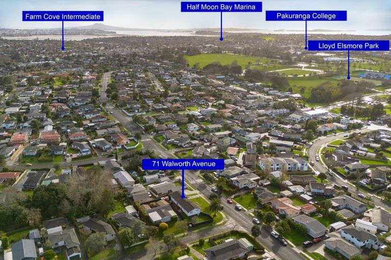 Photo of property in 71 Walworth Avenue, Pakuranga Heights, Auckland, 2010