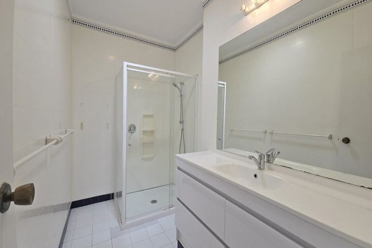 Photo of property in 26 Charles Street, Westshore, Napier, 4110