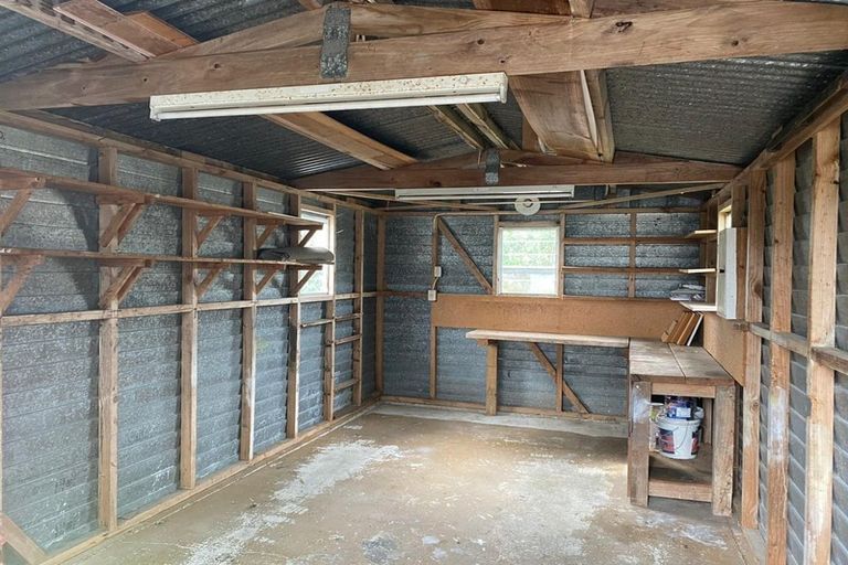 Photo of property in 101 Stanley Road, Glenfield, Auckland, 0629