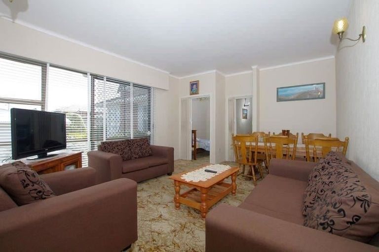Photo of property in 1/57 Central Avenue, Papatoetoe, Auckland, 2025