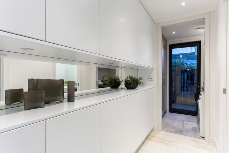 Photo of property in 11 Tuatini Place, Long Bay, Auckland, 0630