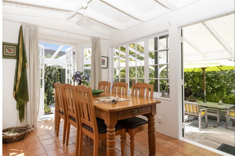 Photo of property in 159 Bleakhouse Road, Mellons Bay, Auckland, 2014